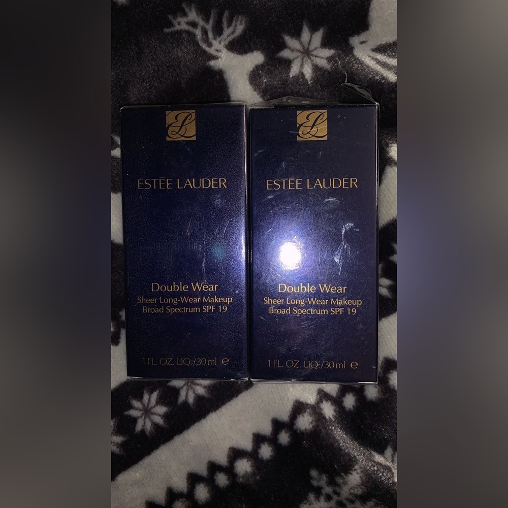 Bundle Estée Lauder Double Wear Sheer Long Wear Foundation With SPF 19